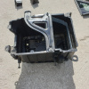FORD FIESTA MK8 1.1 PODSTAWA AKUMULATORA  18R